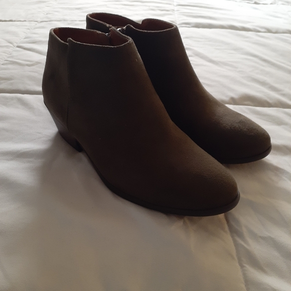 Dark green womens size 7 ankle boots - Picture 1 of 7